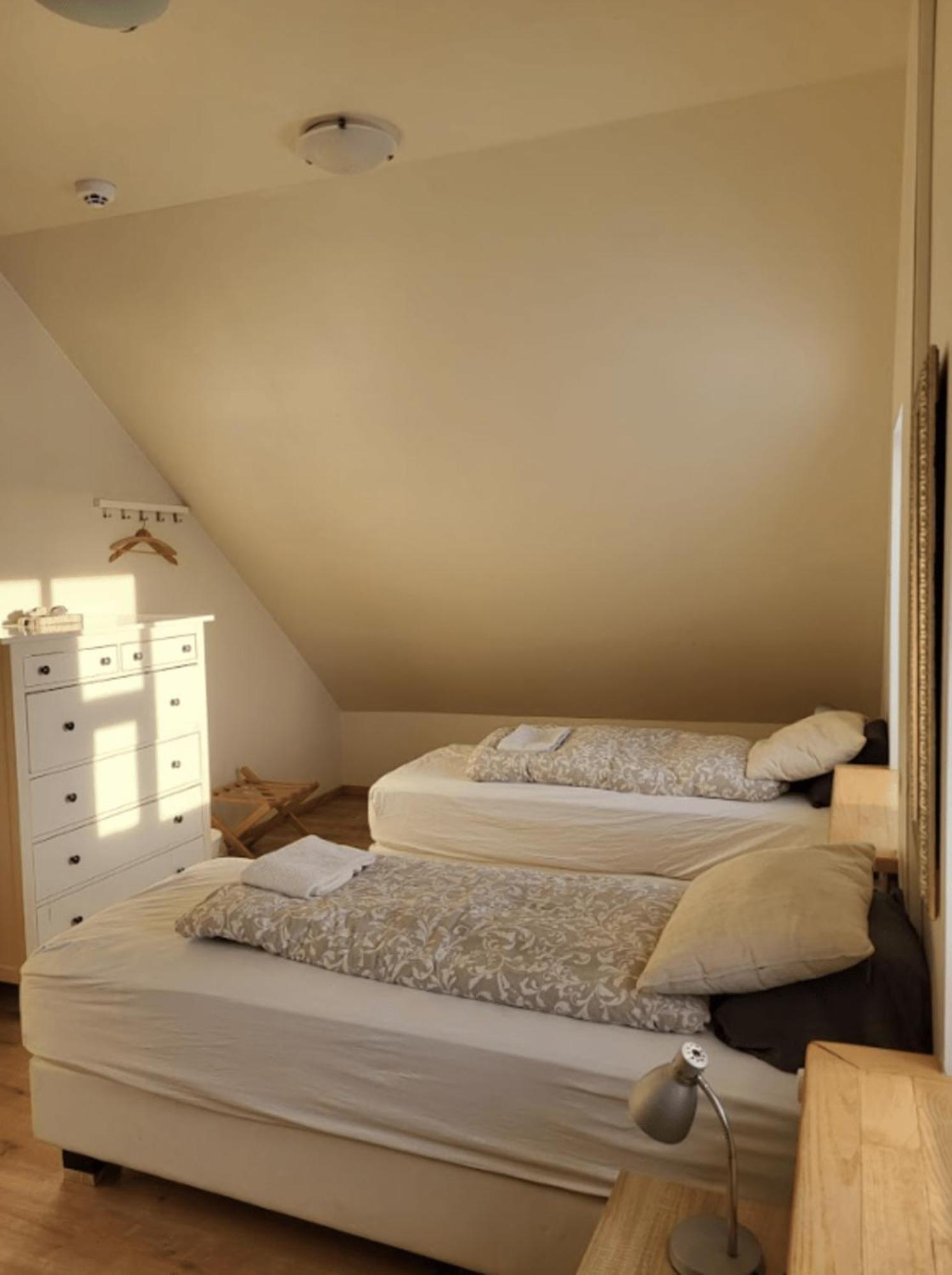 Guesthouse Vatnsholt Екстер'єр фото